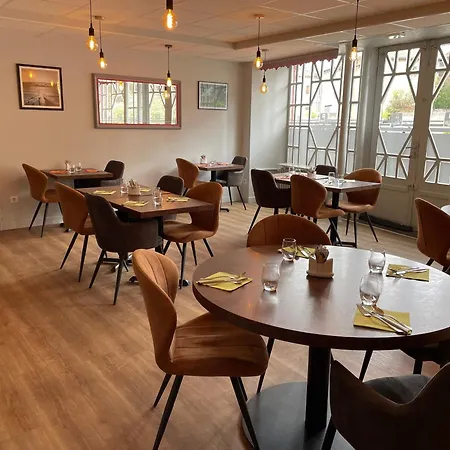 Des Voyageurs Hotel 2*