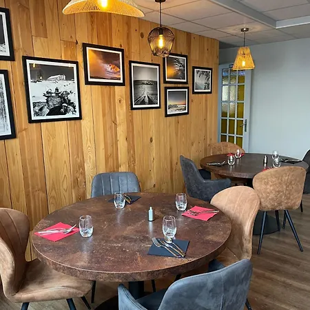 Logis Restaurant Des Voyageurs 2*