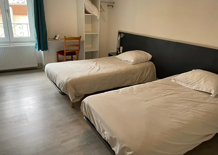 Отель Logis Restaurant Des Voyageurs